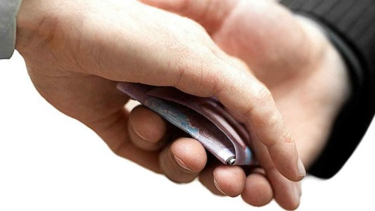 Para 7 de cada 10 argentinos, los políticos están involucrados en hechos de corrupción