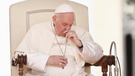 El mensaje del papa Francisco tras la masacre de Texas: "Es tiempo de decir basta a la circulación indiscriminada de armas"