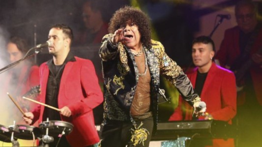 La Mona Jiménez tuvo su multitudinario homenaje en el Obelisco a puro cuarteto