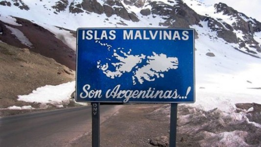Revelan plan secreto de la CIA para devolver las Malvinas y trasladar los kelpers a Escocia