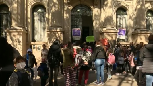 Una escuela de Quilmes redujo los horarios de clases por la falta de calefacción