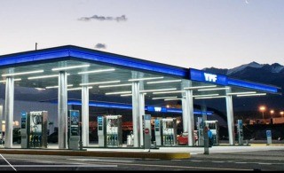 YPF suma gasoil para atender la demanda más alta de los últimos 10 años