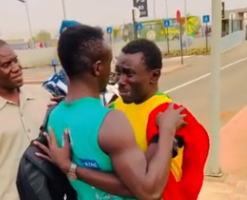 Hasta las lágrimas: La emoción de un hincha de fútbol al conocer a su ídolo