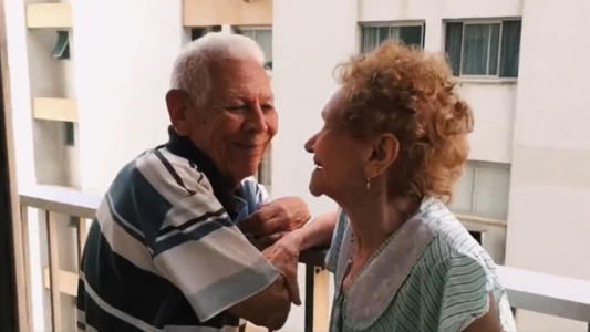 Tiene 88 años y Alzheimer: la íntima declaración de amor de Gizete y Nadir - #FlashChat