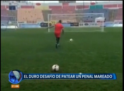 Cómo patear penales mareados