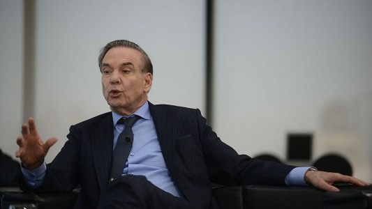 Pichetto: "No creo en la lógica de convertir el plan social en trabajo, es un verso"