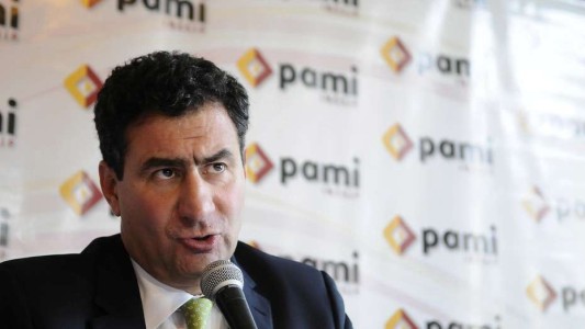 Carlos Regazzoni dejó su cargo como titular del PAMI