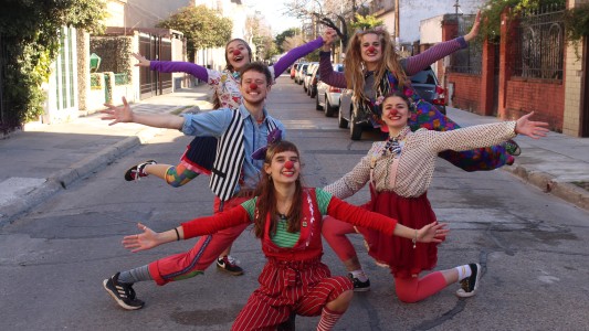 "Les payases", una obra infantil en deconstrucción para las vacaciones de invierno