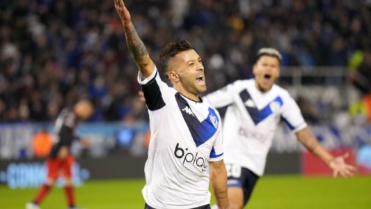 Vélez derrotó a River en Liniers por la ida de los octavos de la Copa Libertadores