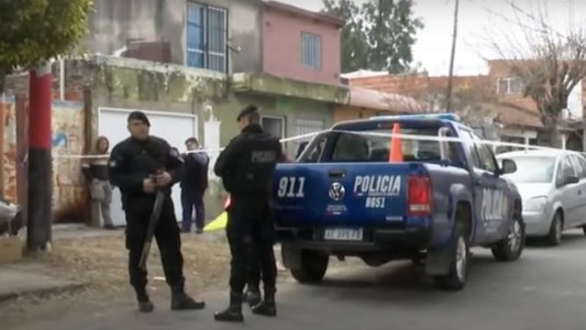 Asesinaron de seis tiros a un verdulero en Rosario mientras atendía su comercio