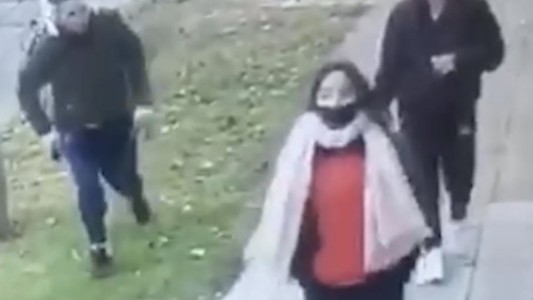 Motochorra embarazada asalta y amenaza a sus víctimas con un cuchillo - #REC