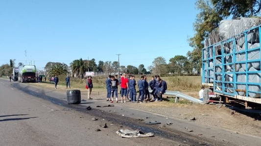 Se accidentó el micro de Unión camino a Córdoba: tres jugadores fueron hospitalizados