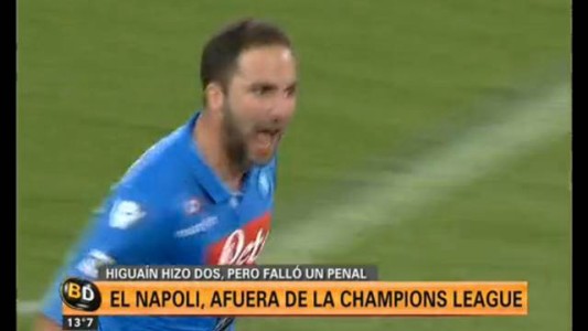 Pipita Higuain marcó un doblete pero no pudo meter a Napoli en la Champions