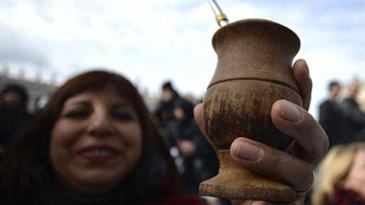 ¿Por qué dice la OMS que tomar mate puede dar cáncer?