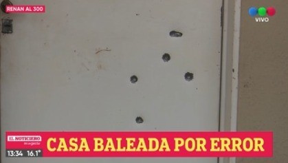 Balearon una casa por error: “Vamos a matar a toda tu familia, atentamente la mafia”