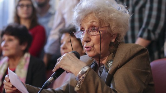 Habló Estela de Carlotto: "Ahora quieren fusilarnos con este fallo del '2x1'