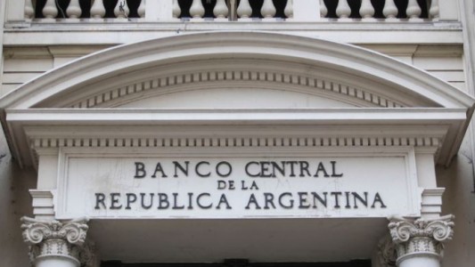 Sangría de reservas: el BCRA cortó la racha negativa y pudo comprar divisas