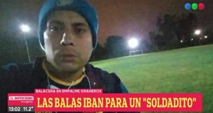 Rosario: Querían matar a un pibe que vendía droga en la plaza y asesinaron a un inocente