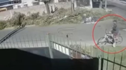 Berazategui: un acosador en bicicleta ataca a mujeres a plena luz del día