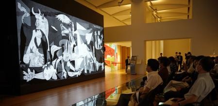 En formato digital, el "Guernica" de Picasso llega en pantalla gigante a Tokio