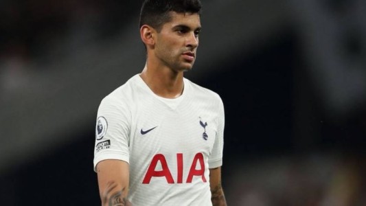 Tottenham ejecutó la opción de compra del Cuti Romero y firmó hasta 2027