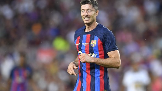 Mal momento para Robert Lewandowski: le robaron un reloj de 75 mil euros cuando firmaba autógrafos en Barcelona