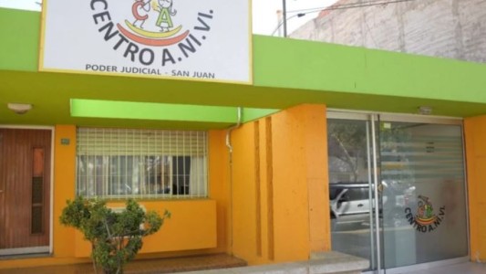 San Juan: condenaron a un comerciante por besar en la boca a una adolescente