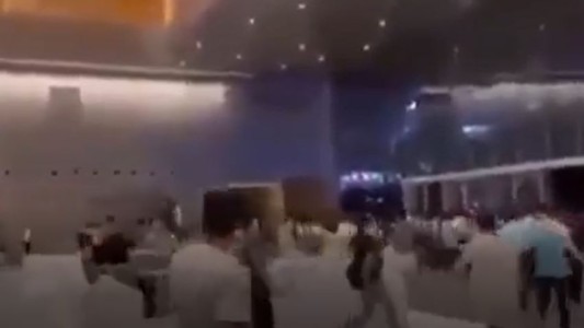 Cientos de trabajadores huyeron de una empresa en China tras detectarse un caso positivo de coronavirus