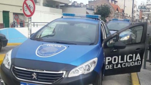Clausuraron un consultorio odontológico en Liniers: dos hombres fueron imputados por ejercicio ilegal de la medicina