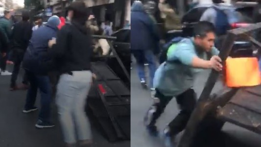 Video: así derribaron las vallas los manifestantes en Recoleta