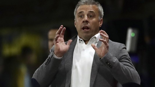 Pusineri: "Las chances de ganar las tuvimos en el primer tiempo y con el penal que no nos dieron"