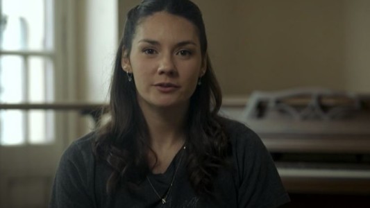 Marcas: Noelia sufrió una parálisis en la pierna tras un tratamiento contra el cáncer, pero pudo continuar con su profesión