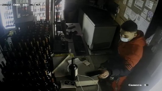 Parque Chacabuco: lo contrataron en un bodegón, trabajó un día y a las 48 horas robó $100.000