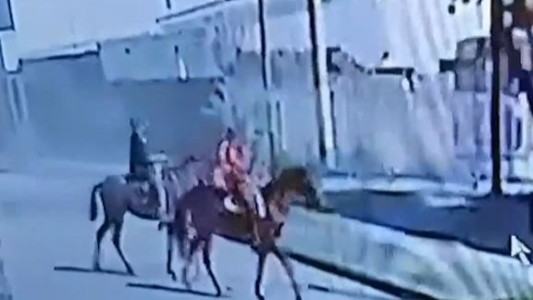 Video: Roban a caballo en Tucumán