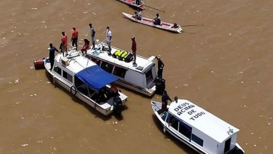 Un naufragio deja 14 muertos y 26 desaparecidos en Brasil