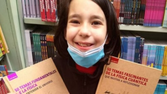 Jano, el niño cordobés que es furor en las redes por sus explicaciones sobre física cuántica