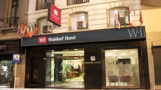 La AFIP realiza operativo en Hotel Waldorf por denuncia contra Cristina Fernández de Kirchner
