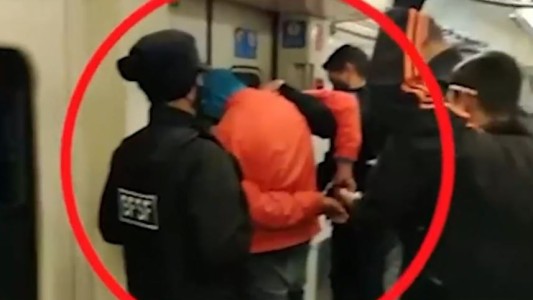 Detuvieron a un menor que viajaba armado en el tren San Martín - #REC