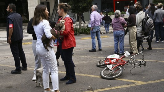 Se registró un terremoto de 7,7 en México: al menos un muerto