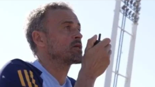 Furor en redes: la selección española entrena por handy