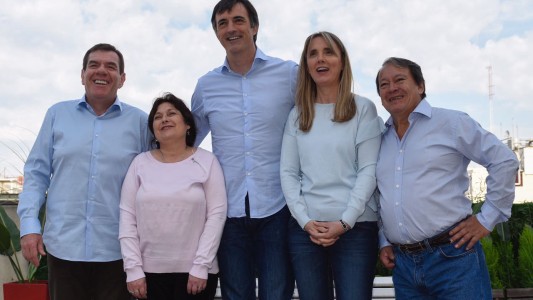 Cambiemos difundió la primer foto oficial de sus precandidatos bonaerenses