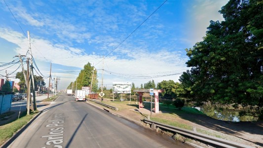 Balearon a una pasajera de un colectivo luego de que el chofer no se detuviera en una parada