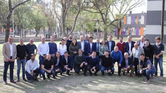 Intendentes y ministros se reunieron en Avellaneda: precios y seguridad en la agenda