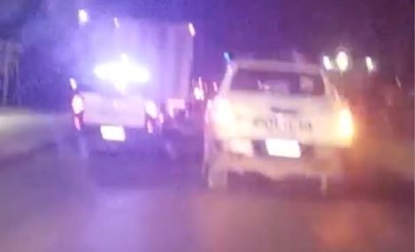 Robó un camión, hizo volcar un patrullero y terminó detenido - #REC