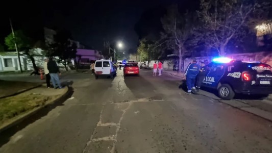 Una pareja escapaba de los motochorros, chocaron y ella falleció