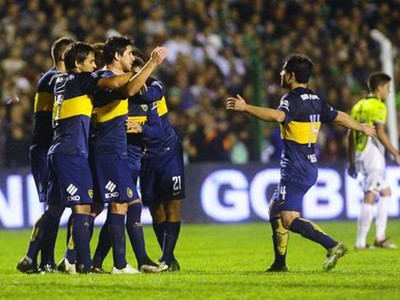 Boca ganó en Junín y está primero