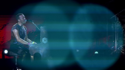 La salud de Chris Martin: Coldplay suspendió sus shows en Brasil