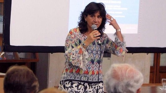 Renunció Zulma Ortiz, ministra de Salud bonaerense, la reemplazará Andrés Scarsi