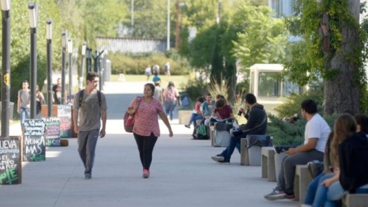 Terror en la Universidad de La Plata: alumnos presos escaparon y hubo disparos