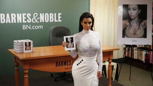 Se filtraron fotos de desnudos del libro de Kim Kardashian